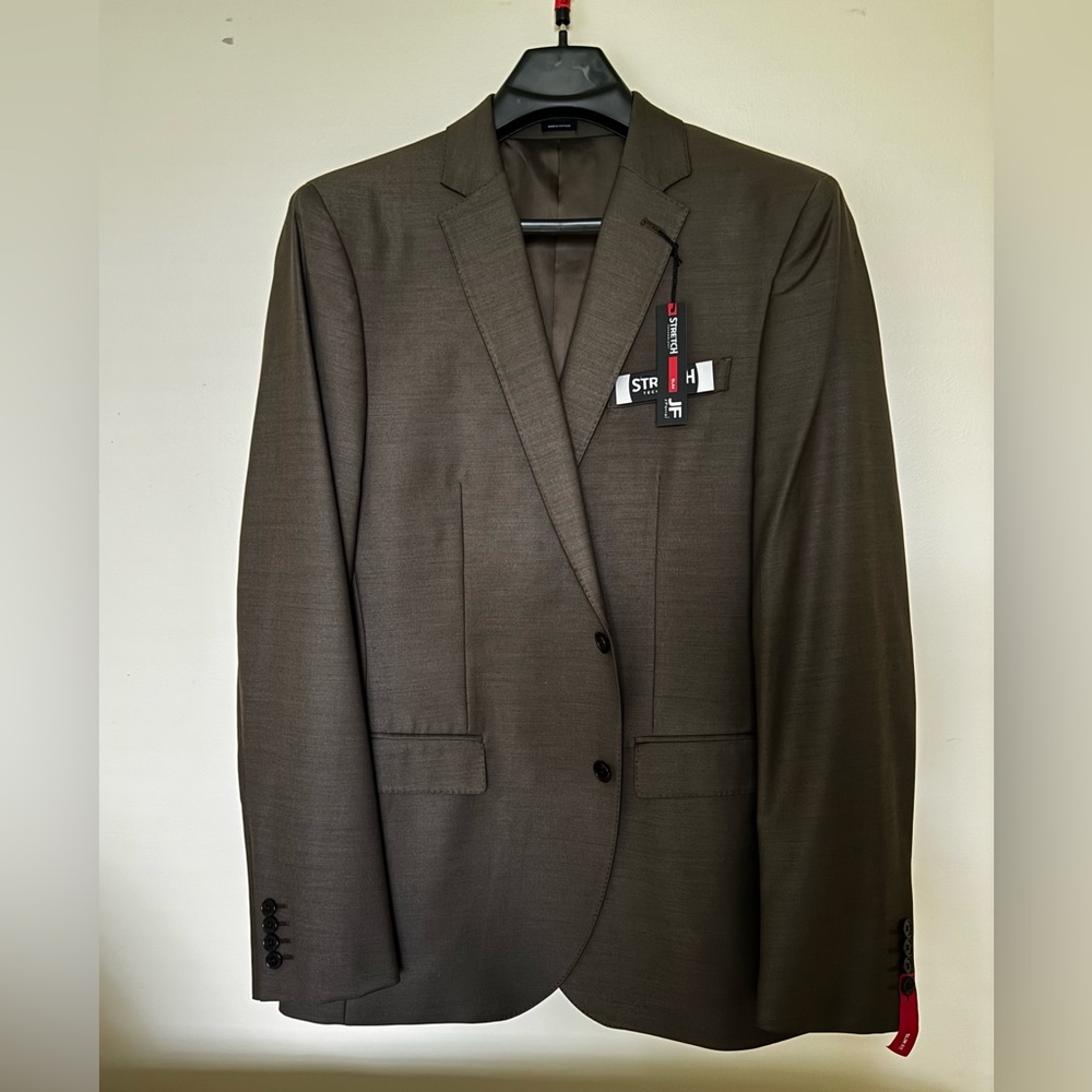 Elegant Men's Brown Suit Jacket